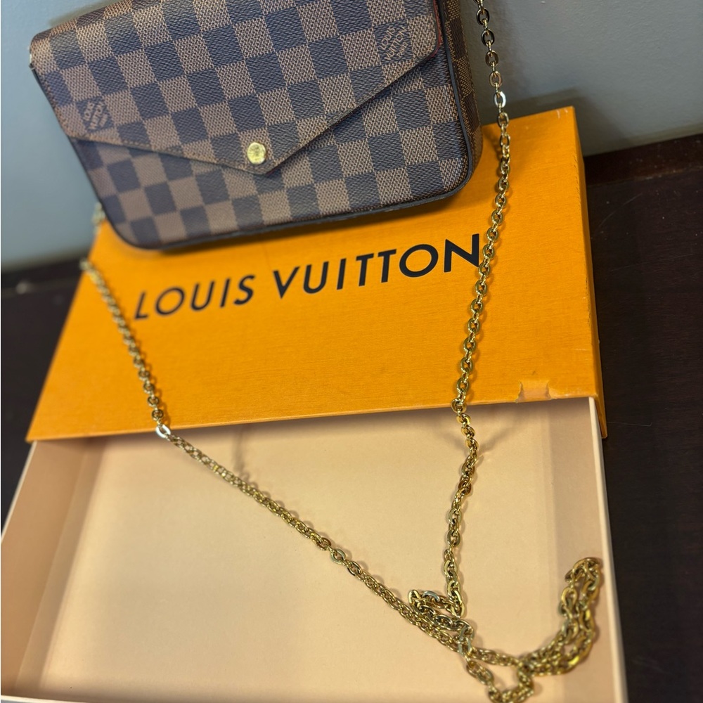 Louis Vuitton Brown Crossbody Bag with Iconic Damier Pattern